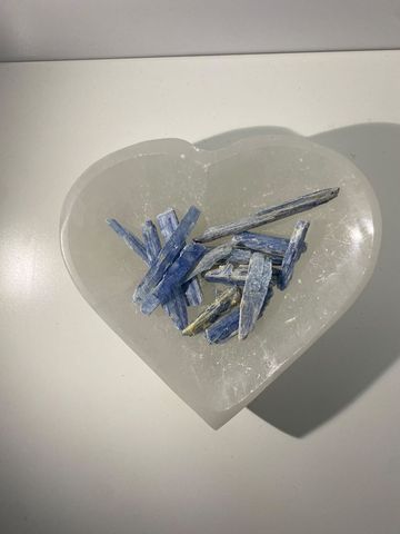 Kyanite Blades